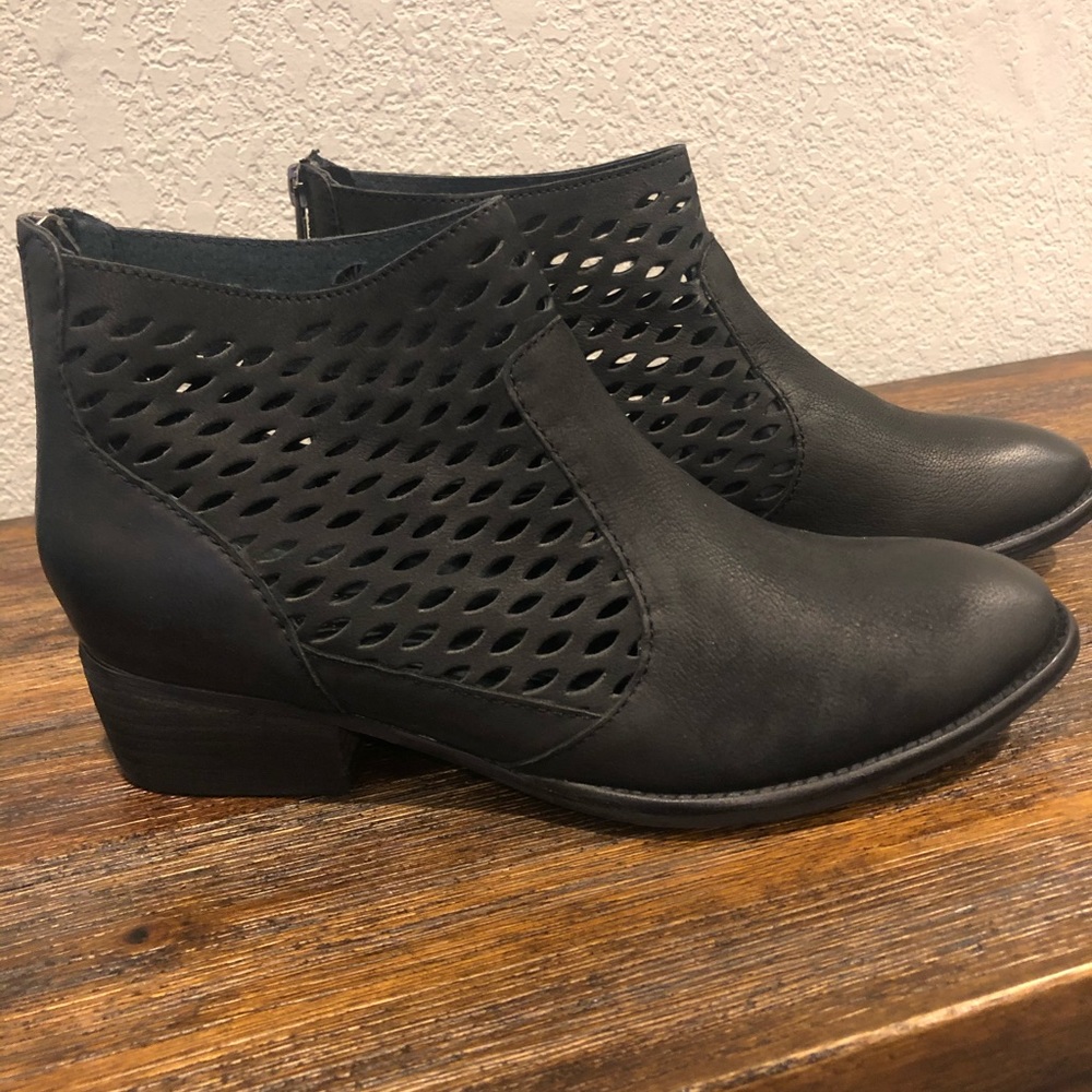 Seychelles Womens Waypoint Blk Bootie 6.5 orig $99